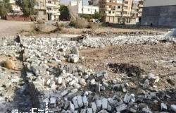 لا تهاون مع المخالفين.. "تدخل سريع" حي ثان المنتزة يزيل تعديات المنشية البحرية