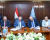 استكمالًا لجهود إنهاء التشابكات المالية.. محافظة الإسكندرية توقّع عقد تسوية مع مؤسسة «الجمهورية»